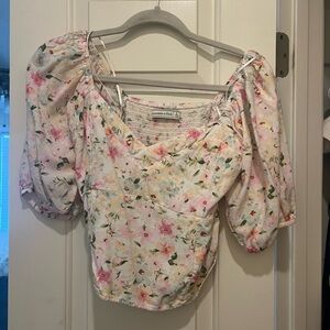 Abercrombie & Fitch Floral Puff Sleeve Crop Top Sweetheart Neck Smocked Back